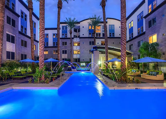 Apartment Loft With Views-king Beds-shop & Dine-1mi & Parking 4058 Phoenix