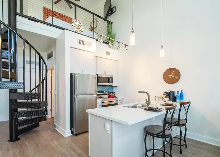 Loft With Views-king Beds-shop & Dine-1mi & Parking 4058 Apartment Phoenix